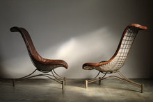 Load image into Gallery viewer, Early Pair of Capricorn Lounge Chairs by Vladimir Kagan, 1950s