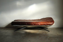Load image into Gallery viewer, Fabrizio Ballardino Multi-positional "Ribalta" Sofa for Arflex, 1980s