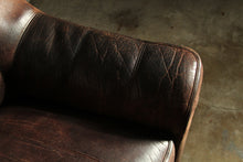 Load image into Gallery viewer, De Sede "DS44" Buffalo Leather Sofa, 1970s