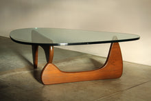 Load image into Gallery viewer, Isamu Noguchi Vintage IN-50 Coffee Table for Herman Miller, 1960s