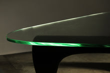 Load image into Gallery viewer, Early Isamu Noguchi In-50 Coffee Table for Herman Miller, 1950s