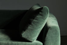 Load image into Gallery viewer, Vladimir Kagan "Hurricane" Sofa for Directional, 1990s