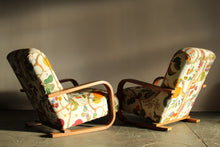 Load image into Gallery viewer, Pair of Cantilever "Tank" Chairs by Bowman Brothers, 1930s