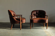 Load image into Gallery viewer, Edward Wormley Leather "Janus" Lounge Chairs for Dunbar, 1950s