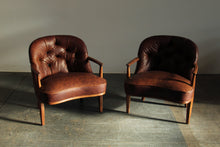 Load image into Gallery viewer, Edward Wormley Leather "Janus" Lounge Chairs for Dunbar, 1950s