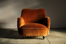 Load image into Gallery viewer, Vladimir Kagan Early Barrel Lounge Chair, 1950s