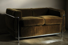 Load image into Gallery viewer, Le Corbusier "LC2 Petit Modele" Sofa for Cassina, 1980s