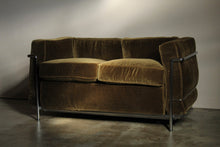 Load image into Gallery viewer, Le Corbusier "LC2 Petit Modele" Sofa for Cassina, 1980s