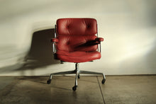 Load image into Gallery viewer, Eames Time Life Executive Chair in Calfskin Leather, 1970s