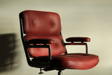 Load image into Gallery viewer, Eames Time Life Executive Chair in Calfskin Leather, 1970s