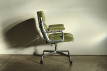 Load image into Gallery viewer, Eames Time Life Executive Chair in Green Mohair, 1970s