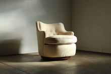 Load image into Gallery viewer, Edward Wormley for Dunbar Barrel Chair, 1940s