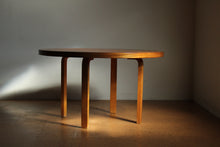 Load image into Gallery viewer, Alvar Aalto Early and Rare Mahogany "L-Leg" Dining Table for Finmar, 1930s