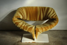 Load image into Gallery viewer, Pierre Paulin Early Production "Ribbon" Chairs for Artifort, 1960s