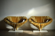 Load image into Gallery viewer, Pierre Paulin Early Production "Ribbon" Chairs for Artifort, 1960s