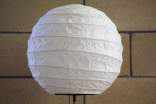 Load image into Gallery viewer, 1950s Isamu Noguchi Akari Table Lamp Model 30dd With Base BB1