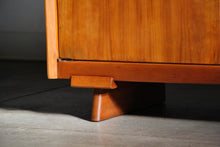 Load image into Gallery viewer, Jens Risom Early Bar Cabinet for Knoll, 1940s