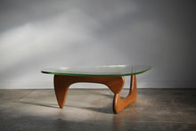 Load image into Gallery viewer, Early Isamu Noguchi In-50 Coffee Table for Herman Miller, 1950s