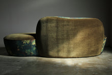 Load image into Gallery viewer, Vladimir Kagan "Zoe" Sofa, 2000s
