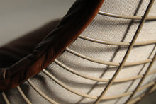 Load image into Gallery viewer, Early Pair of Capricorn Lounge Chairs by Vladimir Kagan, 1950s
