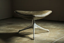 Load image into Gallery viewer, Vladimir Kagan Early "Tri-Symmetric" Stool for Kagan-Dreyfuss, 1950
