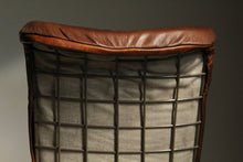 Load image into Gallery viewer, Early Pair of Capricorn Lounge Chairs by Vladimir Kagan, 1950s
