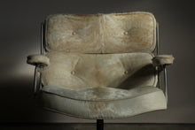 Load image into Gallery viewer, Early Eames "Time Life Lobby" Lounge Chair for Herman Miller, 1960s
