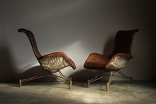 Load image into Gallery viewer, Early Pair of Capricorn Lounge Chairs by Vladimir Kagan, 1950s
