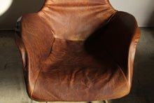 Load image into Gallery viewer, Early Pair of Capricorn Lounge Chairs by Vladimir Kagan, 1950s
