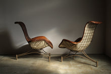 Load image into Gallery viewer, Early Pair of Capricorn Lounge Chairs by Vladimir Kagan, 1950s
