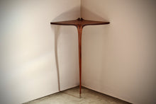 Load image into Gallery viewer, Studio Craft Sculptural Corner Table by David Ebner, 1984
