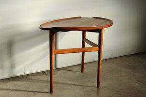 Finn Juhl Sculpted Walnut End Table for Baker Furniture, 1950s