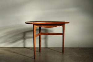 Finn Juhl Sculpted Walnut End Table for Baker Furniture, 1950s