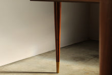 Load image into Gallery viewer, Gio Ponti for Singer and Sons &#39;Model 2135&#39; Dining Table, 1950s
