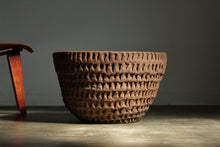 Load image into Gallery viewer, Stan Bitters Early and Large Stoneware Thumb Pot, 1970
