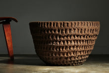 Load image into Gallery viewer, Stan Bitters Early and Large Stoneware Thumb Pot, 1970
