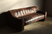 Load image into Gallery viewer, De Sede &quot;DS44&quot; Buffalo Leather Sofa, 1970s
