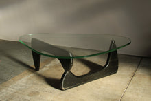 Load image into Gallery viewer, Early Isamu Noguchi In-50 Coffee Table for Herman Miller, 1950s
