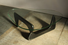 Load image into Gallery viewer, Early Isamu Noguchi In-50 Coffee Table for Herman Miller, 1950s
