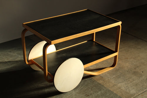 Alvar Aalto Early and Rare Mahogany "L-Leg" Dining Table for Finmar, 1930s