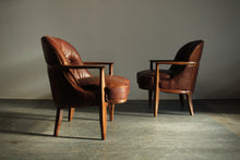 Load image into Gallery viewer, Edward Wormley Leather &quot;Janus&quot; Lounge Chairs for Dunbar, 1950s
