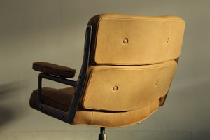 Eames Time Life Lobby Chair in Natural Leather, 1970s