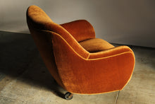 Load image into Gallery viewer, Vladimir Kagan Early Barrel Lounge Chair, 1950s
