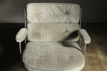 Load image into Gallery viewer, Early Eames Time Life "Lobby" Lounge Chair, 1970s
