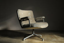 Load image into Gallery viewer, Early Eames Time Life "Lobby" Lounge Chair, 1970s
