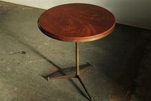 Load image into Gallery viewer, Paul McCobb Brass and Mahogany &quot;Cigarette&quot; Table for Directional, 1950s
