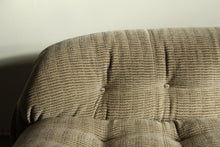 Load image into Gallery viewer, Afra and Tobia Scarpa Early &quot;Soriana&quot; Sofa for Cassina, 1970s
