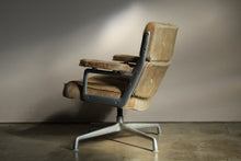 Load image into Gallery viewer, Early Eames "Time Life Lobby" Lounge Chair for Herman Miller, 1960s
