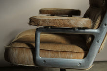 Load image into Gallery viewer, Early Eames "Time Life Lobby" Lounge Chair for Herman Miller, 1960s
