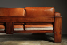 Load image into Gallery viewer, Early "Bastiano" Sofa by Afra &amp; Tobia Scarpa for Gavina, 1969

